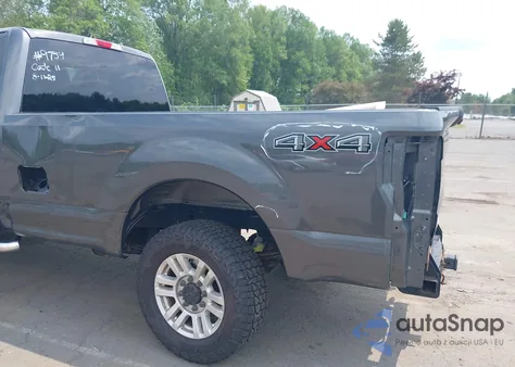 2017 Ford F-250 Xlt from USA, damaged, VIN 1FTBF2B64HEE40421